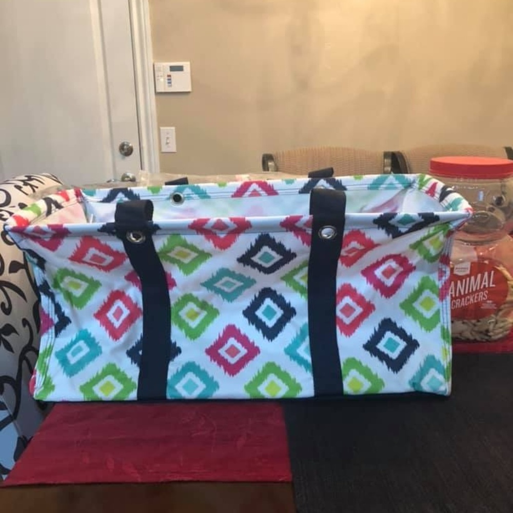 ThirtyOne Large Utility Tote - Candy Corners